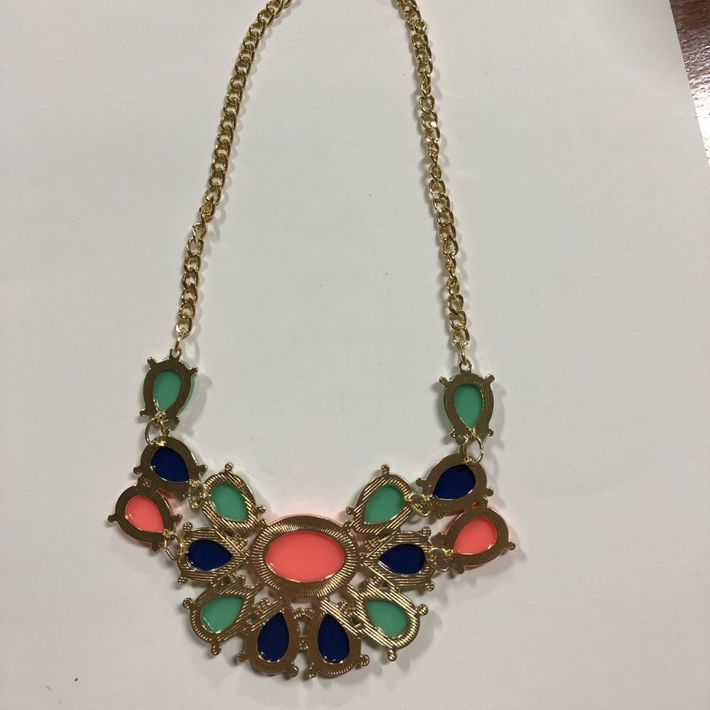 Multi Color necklace!